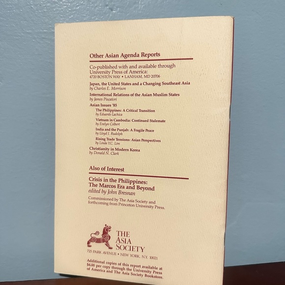 Asian Agenda Report 4 The Philippines Facing the Future 1986 Asia Society Report - Picture 3 of 14